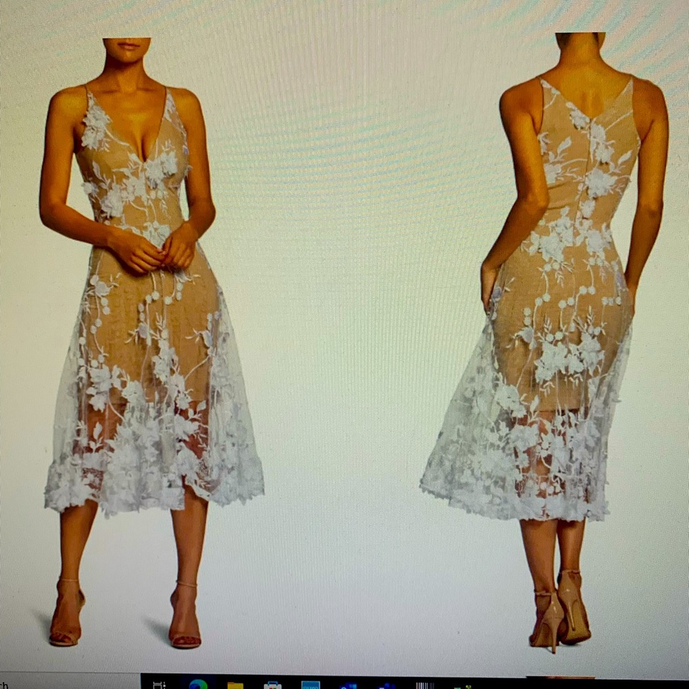 Dress the Population midi size XXL 3D flowers